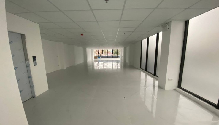 CHO THUÊ NHÀ VÕ CHÍ CÔNG, TÂY HỒ, 6 TẦNG, THÔNG SÀN, THANG MÁY MT 6M, 230M2, GIÁ 198 TRIỆU/THÁNG - KD ĐỈNH